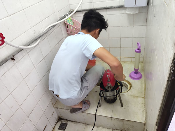 南昌附近專(zhuān)業(yè)疏通馬桶電話(huà)